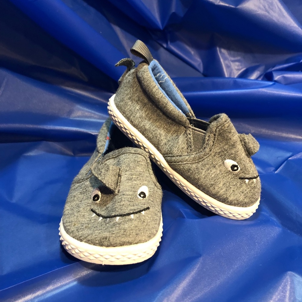 Slip on canvas shoe